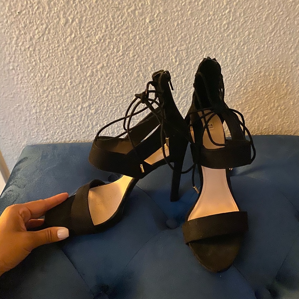 Zara Black Strap Heel - Picture 4 of 5